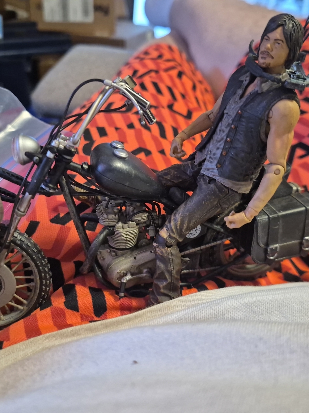 McFarlane Toys The Walking Dead Daryl Dixon with Chopper Motorcycle Deluxe Box